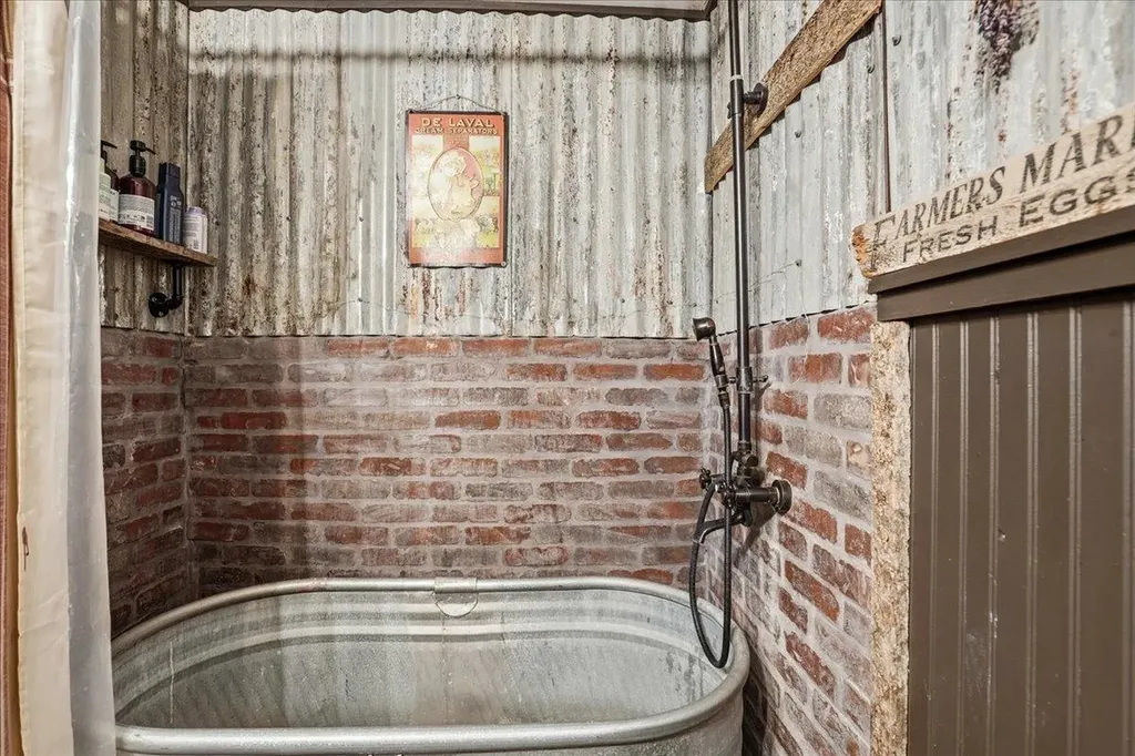 131 Cross Road Weare NH 03281