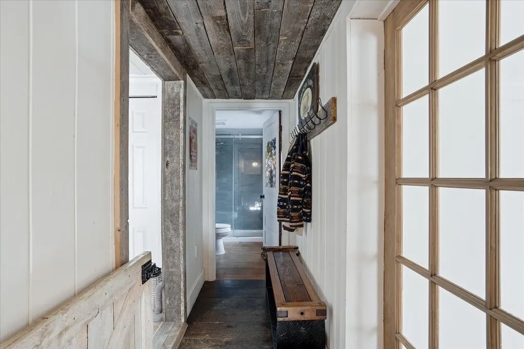 131 Cross Road Weare NH 03281