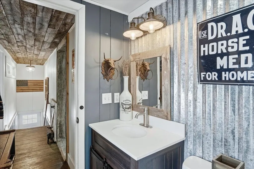 131 Cross Road Weare NH 03281