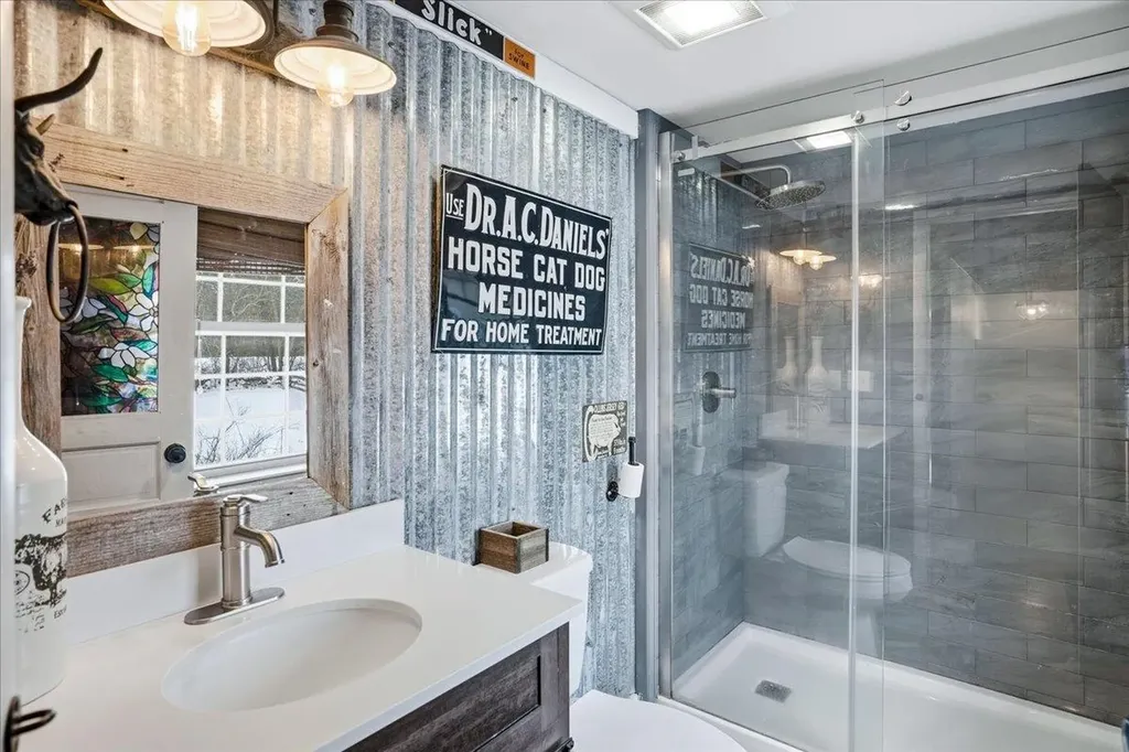 131 Cross Road Weare NH 03281