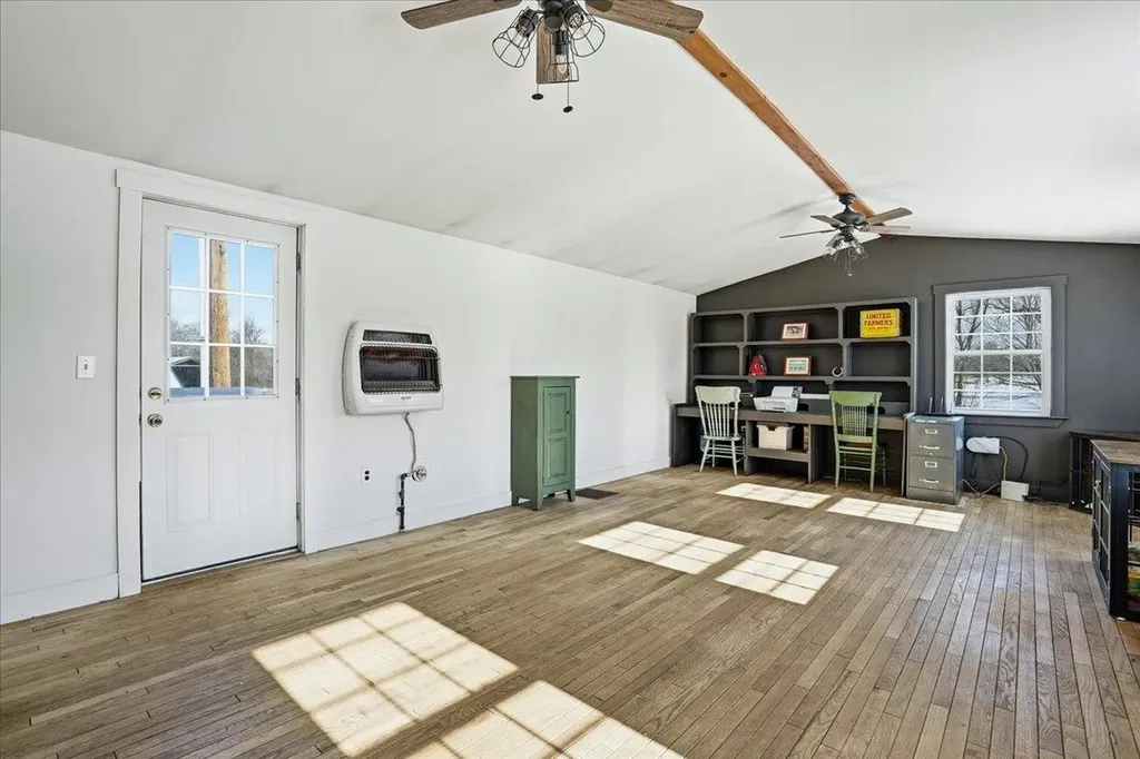 131 Cross Road Weare NH 03281