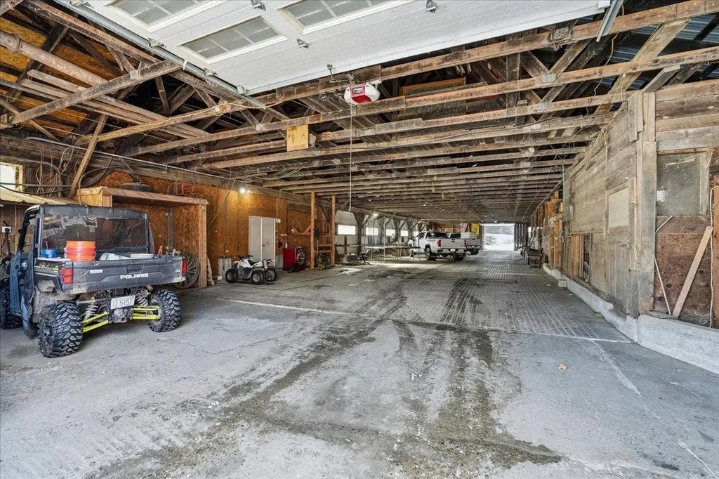 131 Cross Road Weare NH 03281