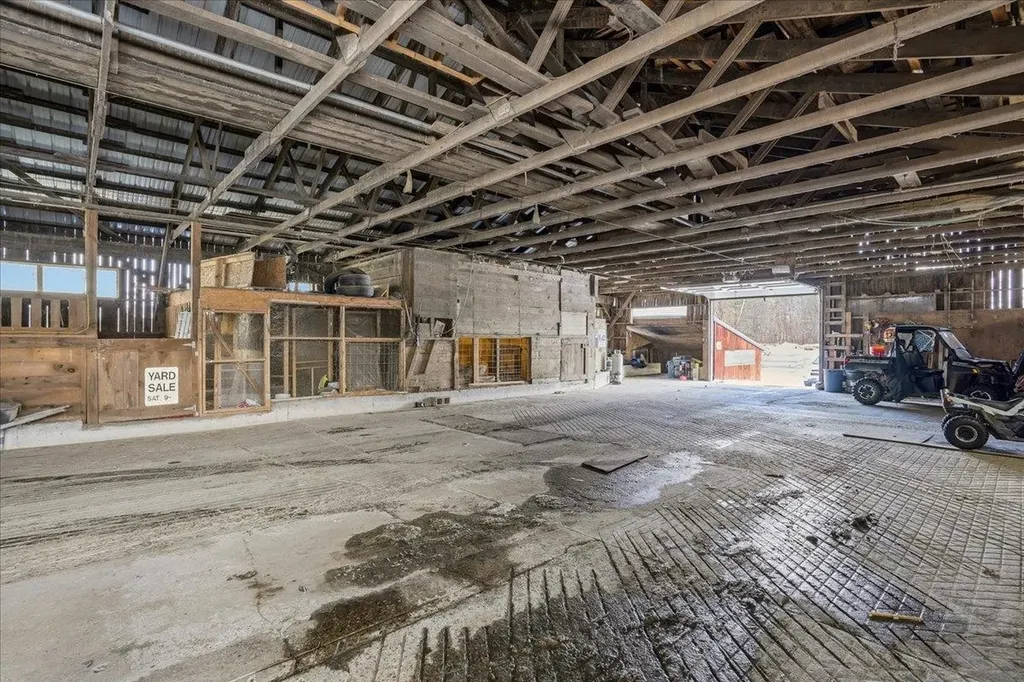 131 Cross Road Weare NH 03281