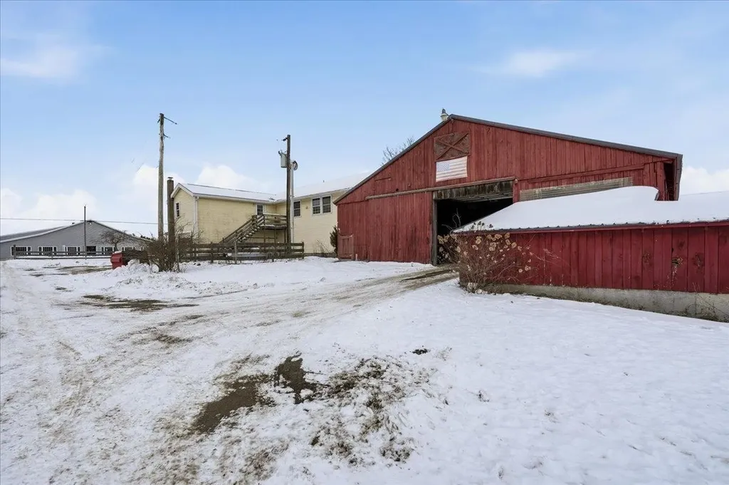 131 Cross Road Weare NH 03281