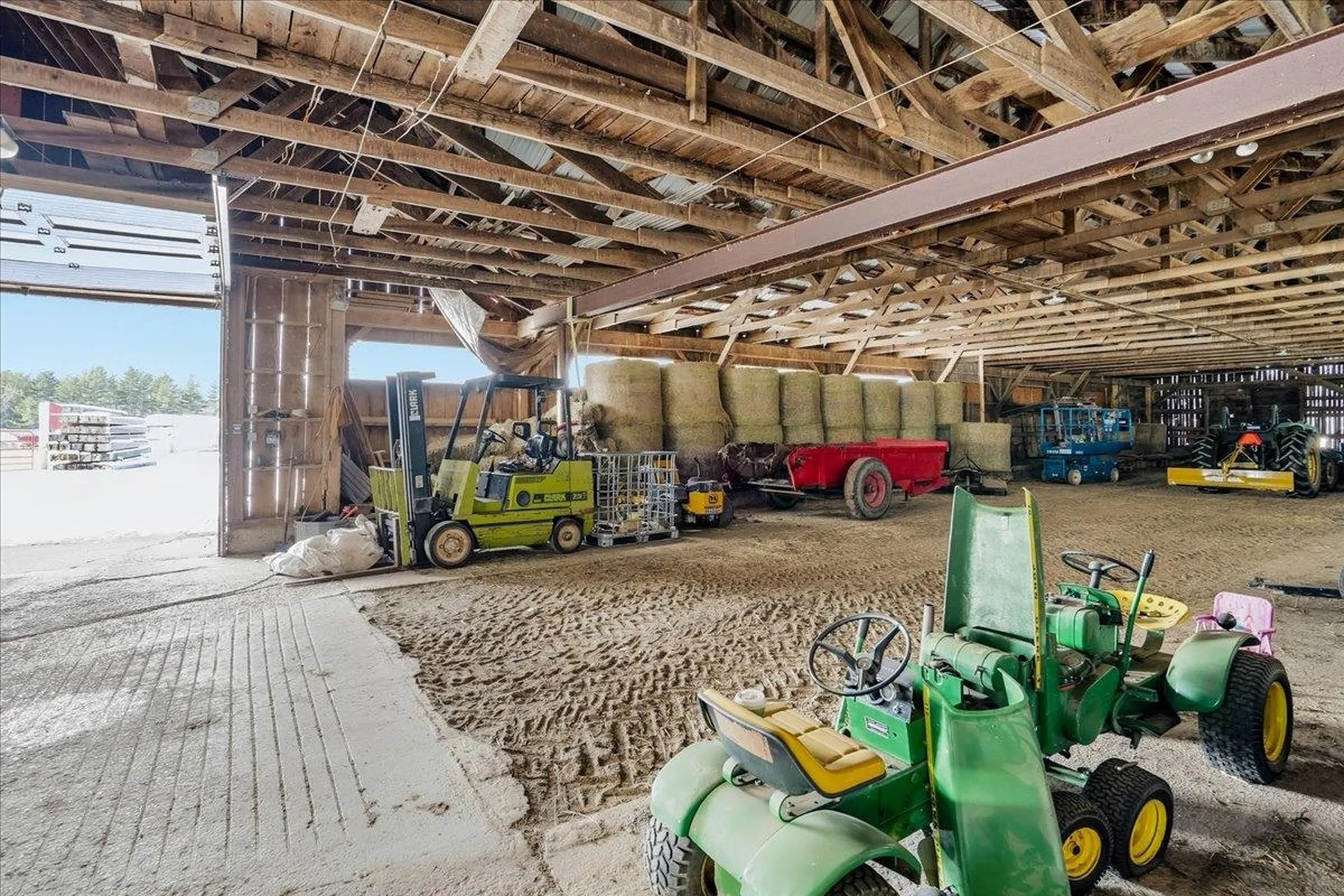 131 Cross Road Weare NH 03281