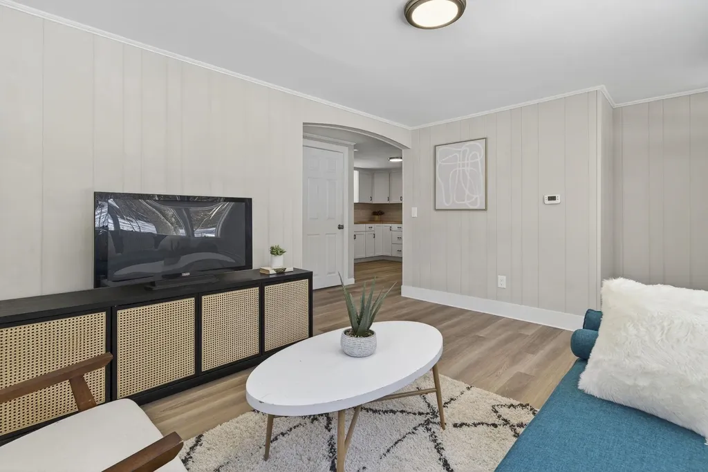 294 Green Street Somersworth NH 03878