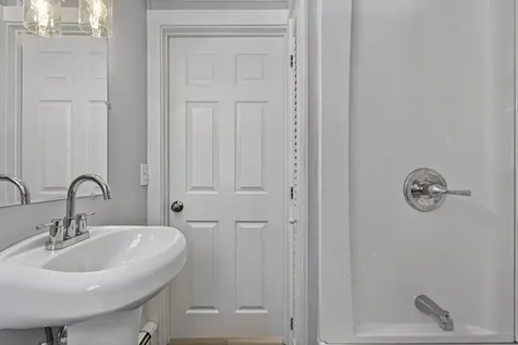 294 Green Street Somersworth NH 03878