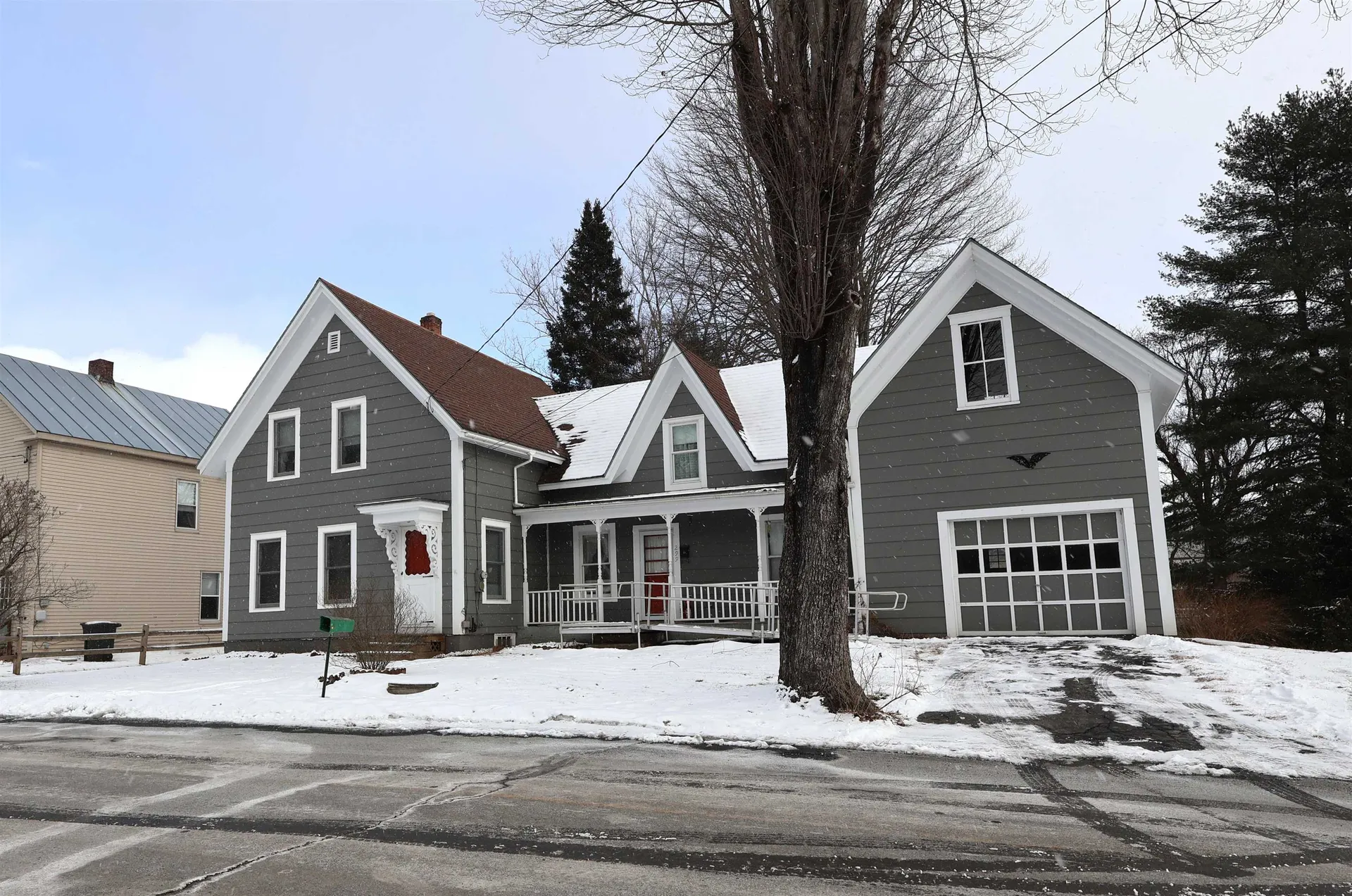 299 Latham Works Lane Hartford VT 05001