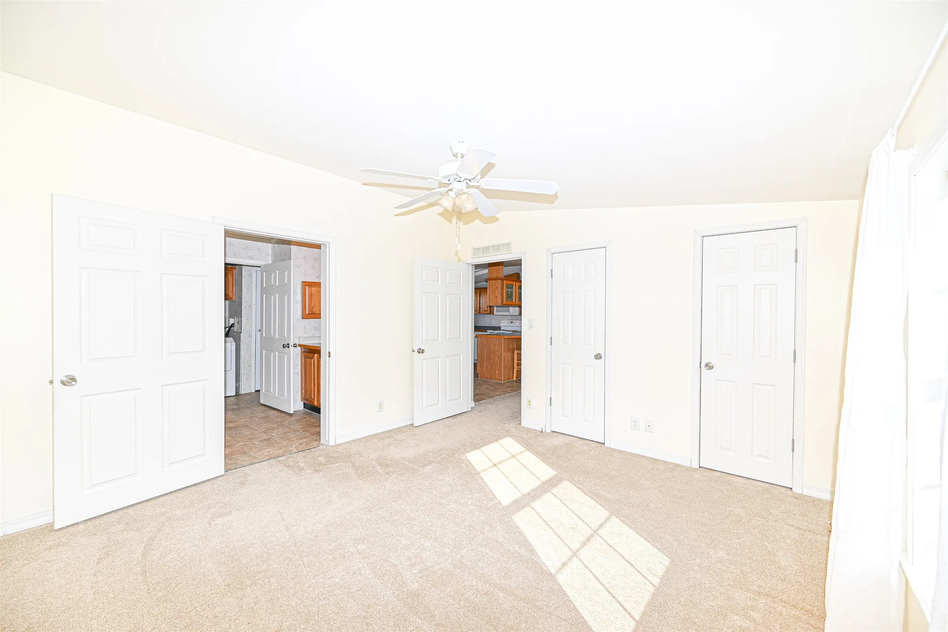 66 Sunset Way Manchester NH 03104