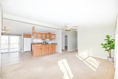 66 Sunset Way Manchester NH 03104