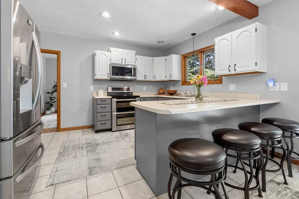 49 Oak Ridge Road Weare NH 03281