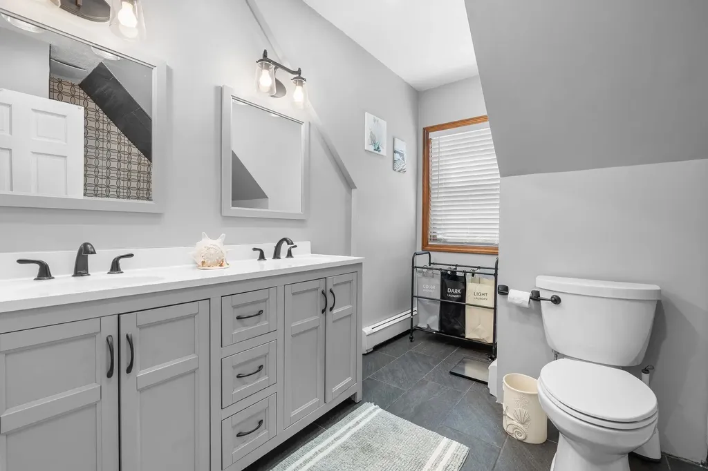 49 Oak Ridge Road Weare NH 03281