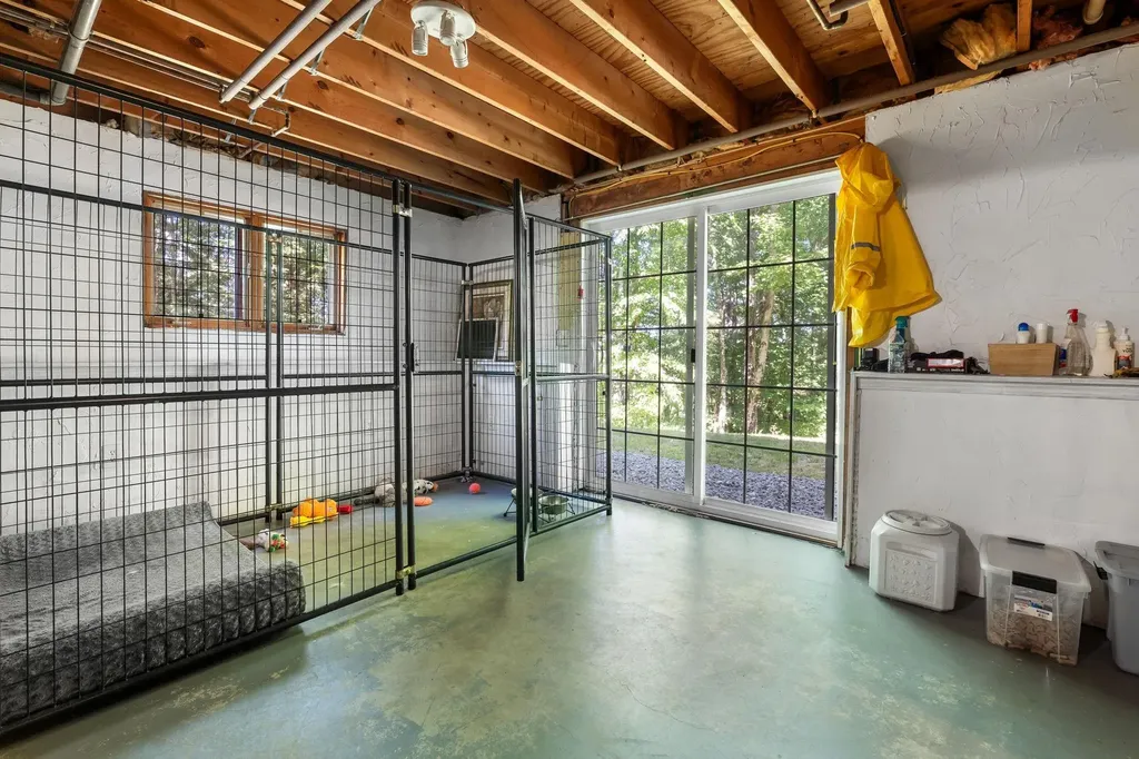 49 Oak Ridge Road Weare NH 03281