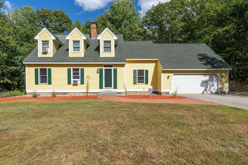 49 Oak Ridge Road Weare NH 03281