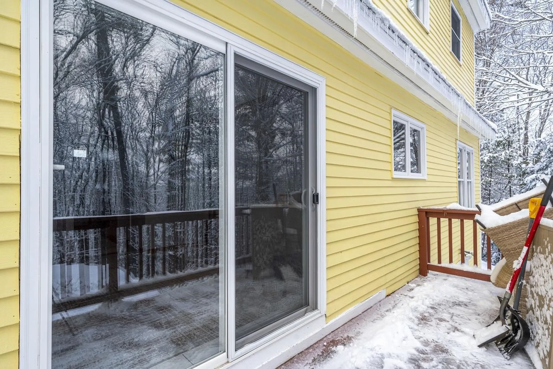 49 Oak Ridge Road Weare NH 03281