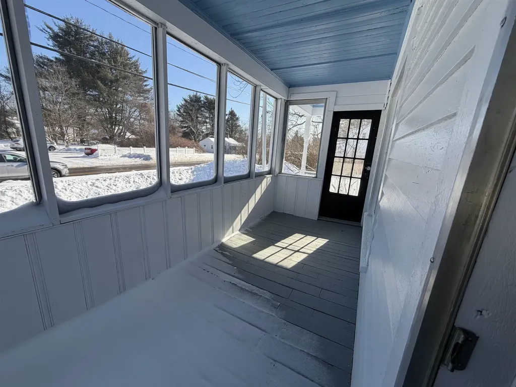 66 Chestnut Hill Road Rochester NH 03867