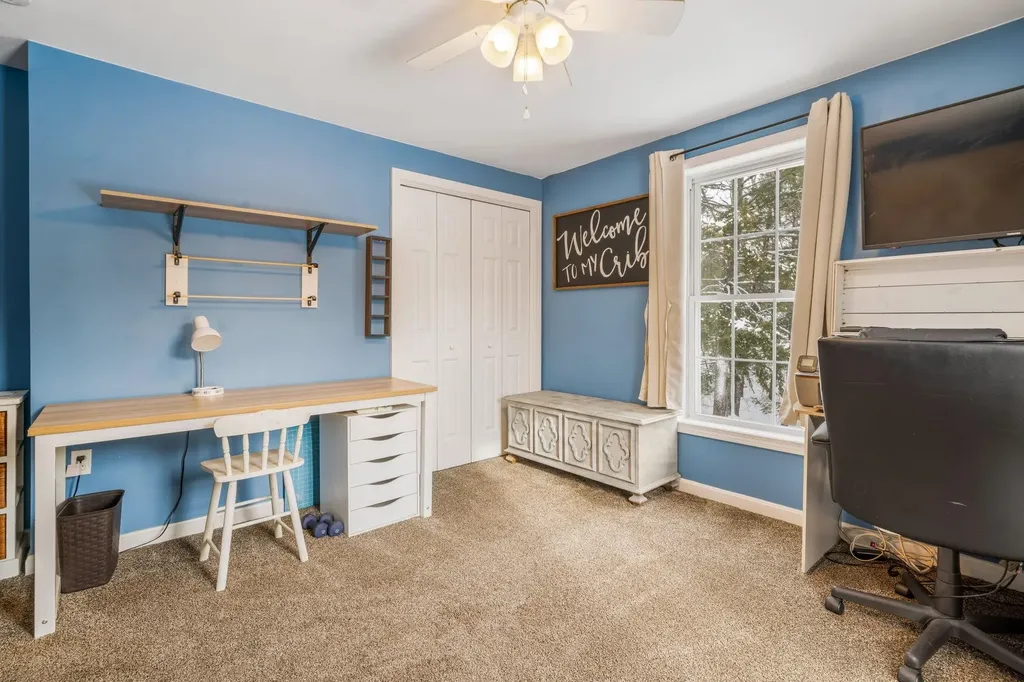 25 Revolutionary Lane Nottingham NH 03290