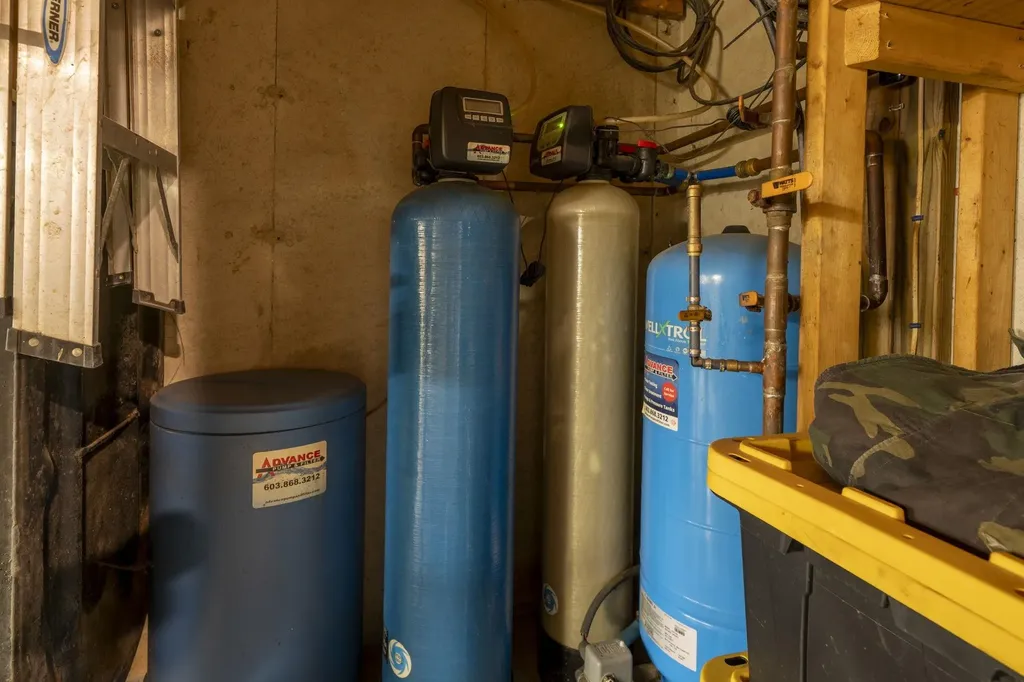 25 Revolutionary Lane Nottingham NH 03290