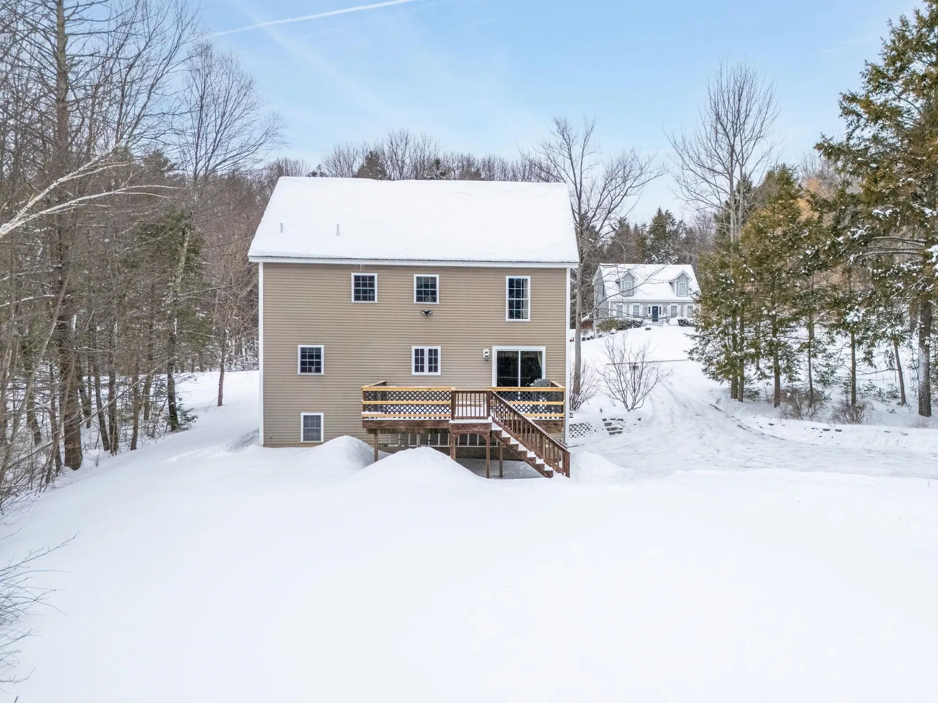 25 Revolutionary Lane Nottingham NH 03290