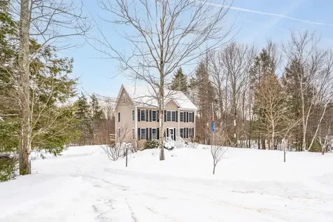 25 Revolutionary Lane Nottingham NH 03290