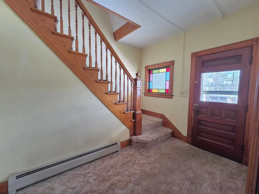 32 Wesley Drive St. Johnsbury VT 05819