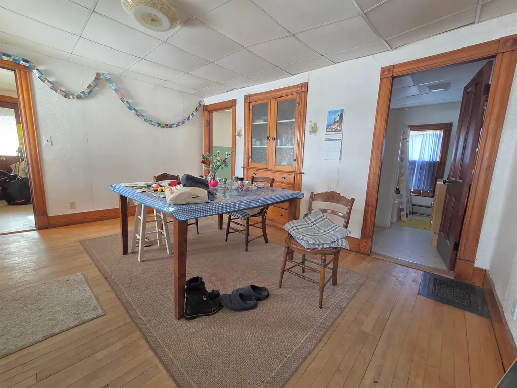 32 Wesley Drive St. Johnsbury VT 05819