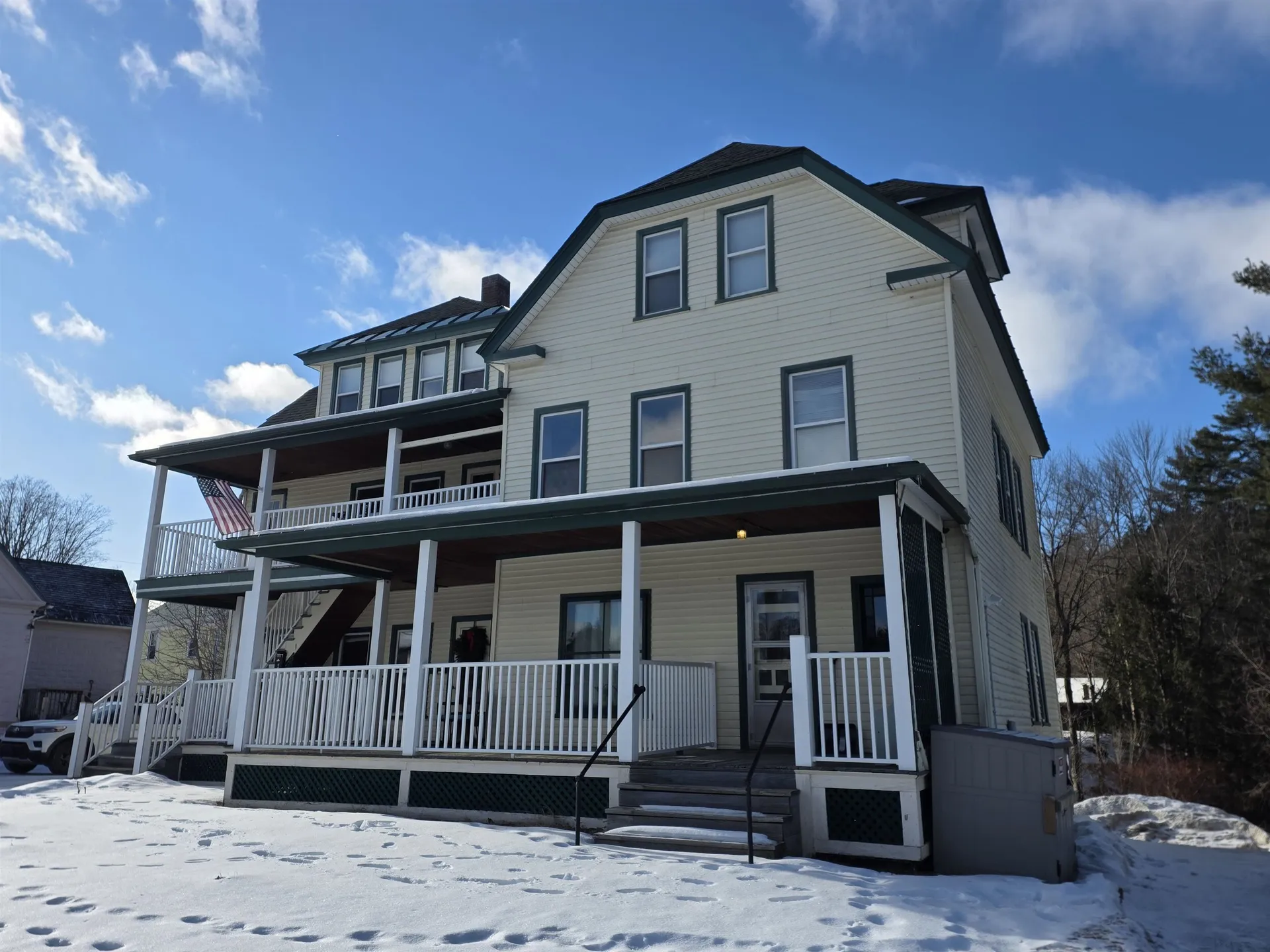 32 Wesley Drive St. Johnsbury VT 05819