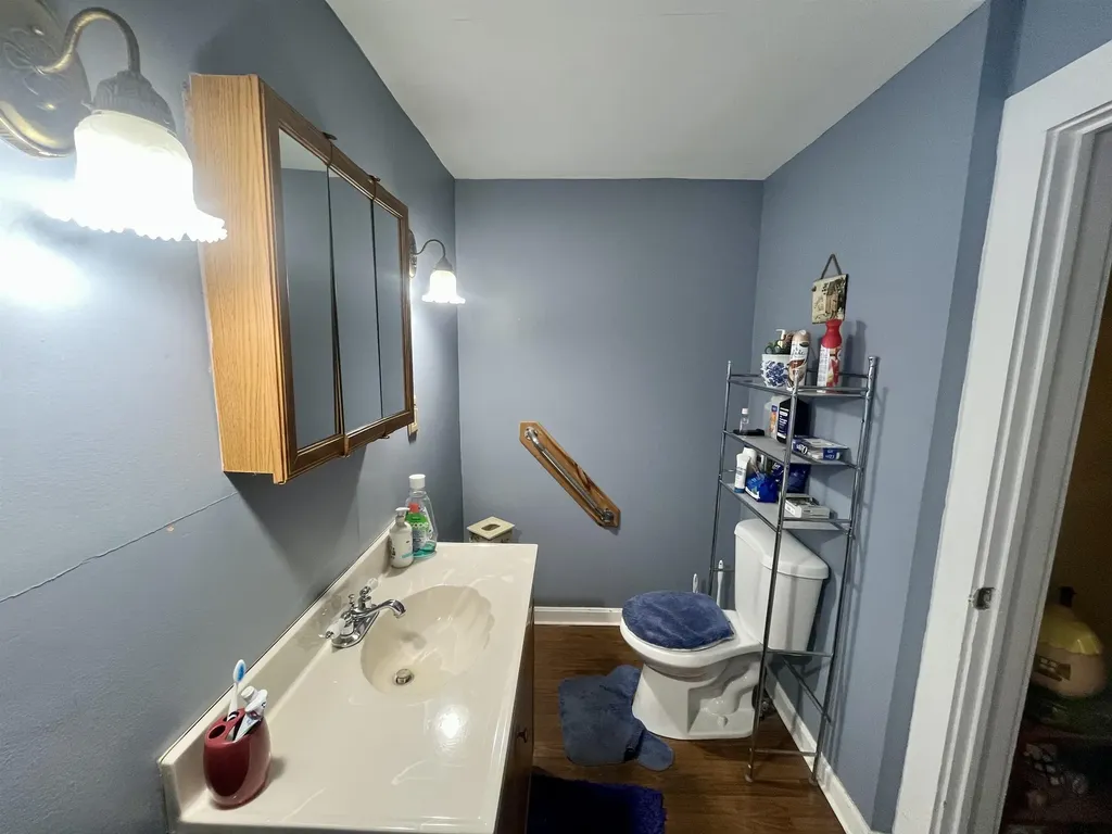 1068 Route 4a West Castleton VT 05735