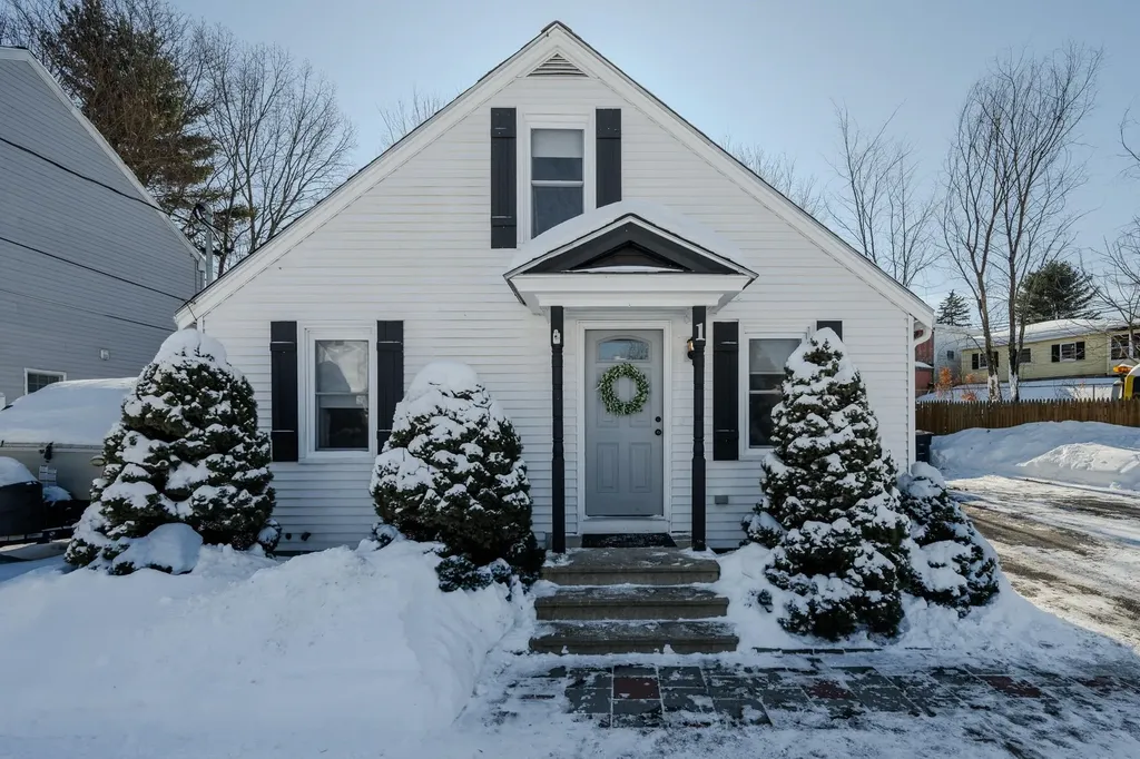 1 E Hobart Street Nashua NH 03060
