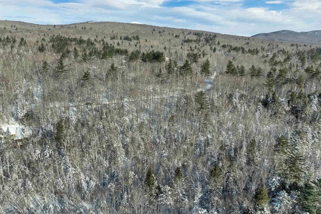 Breezy Point Road Warren NH 03279