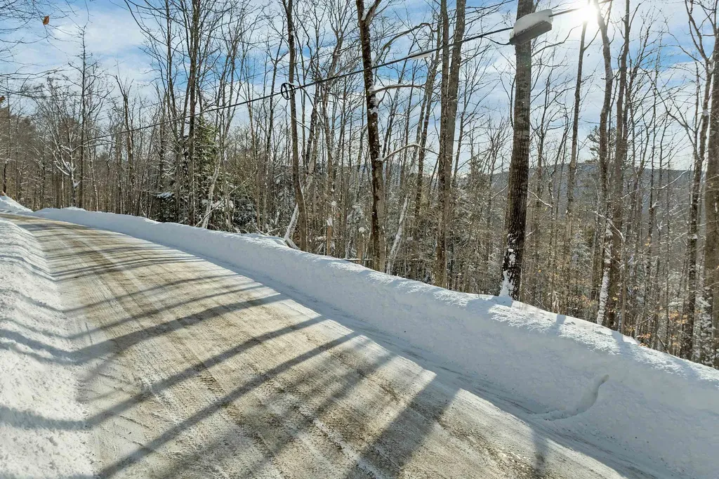 Breezy Point Road Warren NH 03279