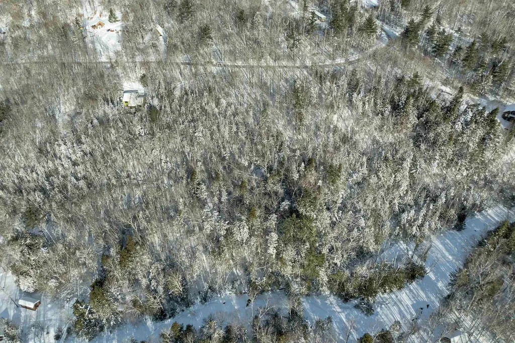 Breezy Point Road Warren NH 03279