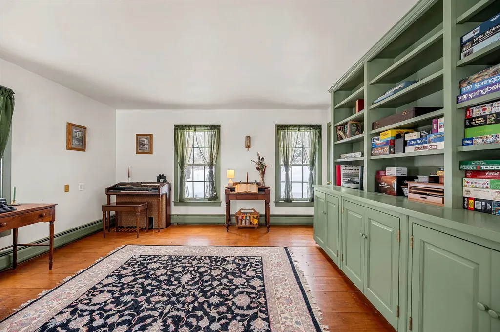 762 Apple Hill Road Calais VT 05648