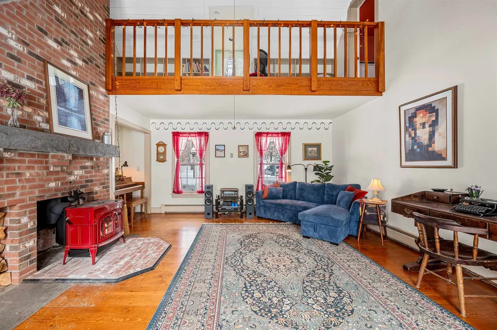 762 Apple Hill Road Calais VT 05648