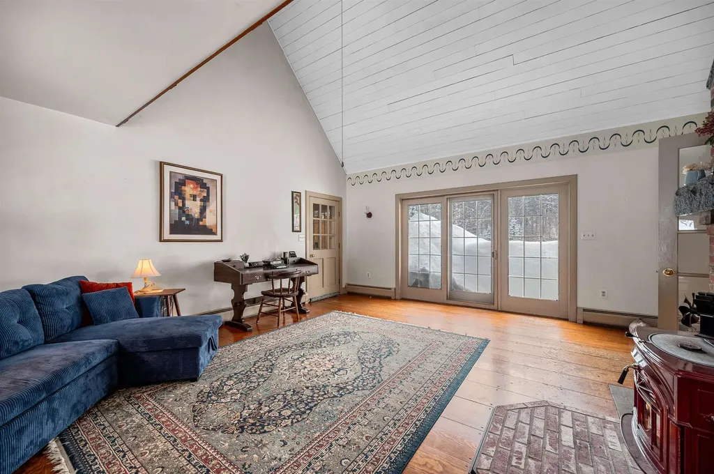 762 Apple Hill Road Calais VT 05648