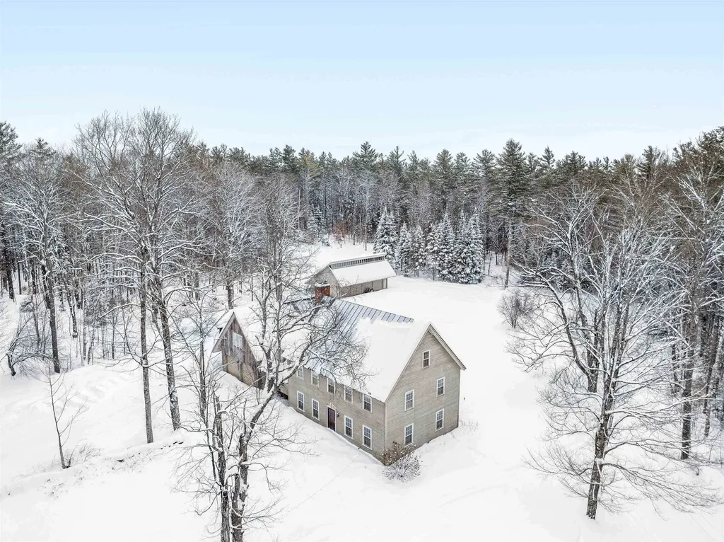 762 Apple Hill Road Calais VT 05648