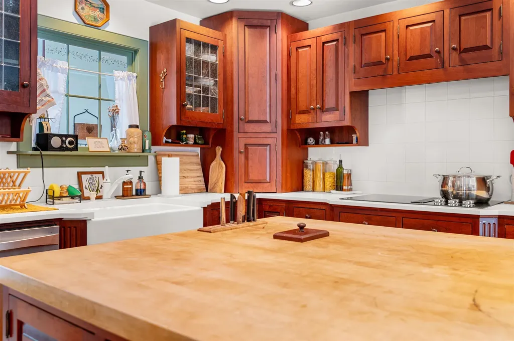 762 Apple Hill Road Calais VT 05648