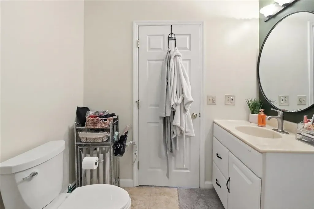 83 Kirby Lane Williston VT 05495