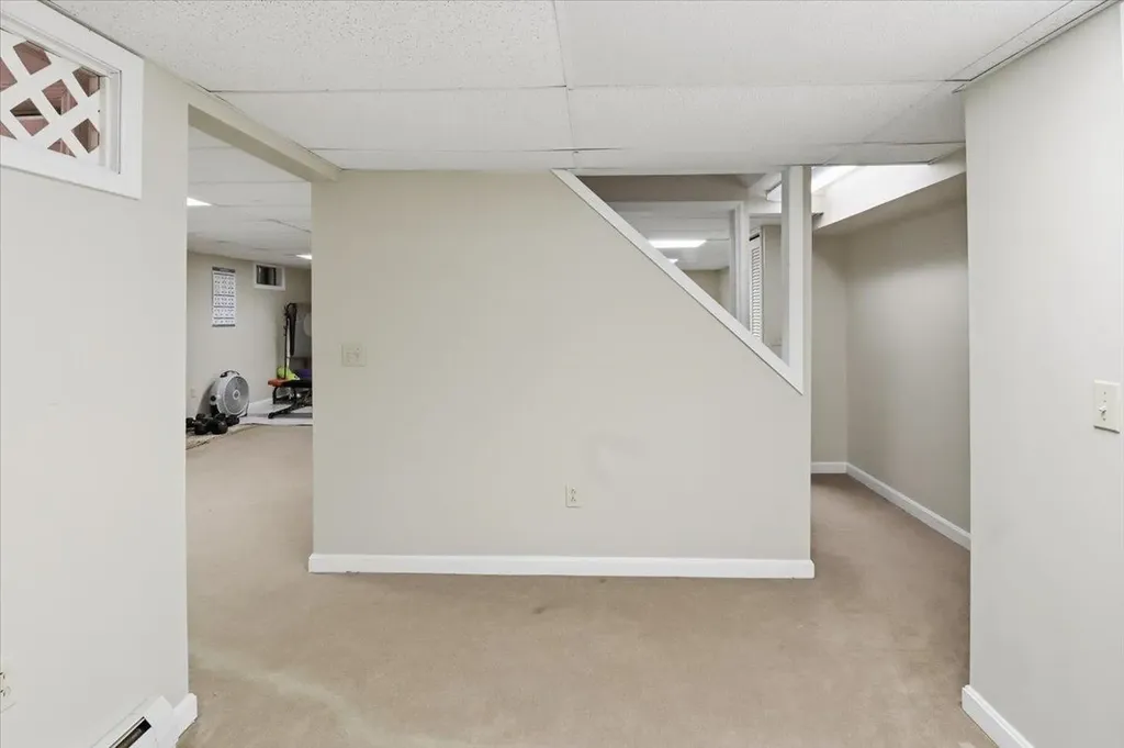 83 Kirby Lane Williston VT 05495