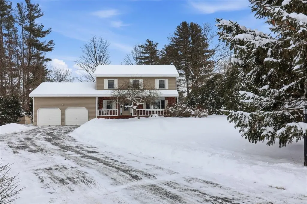 83 Kirby Lane Williston VT 05495