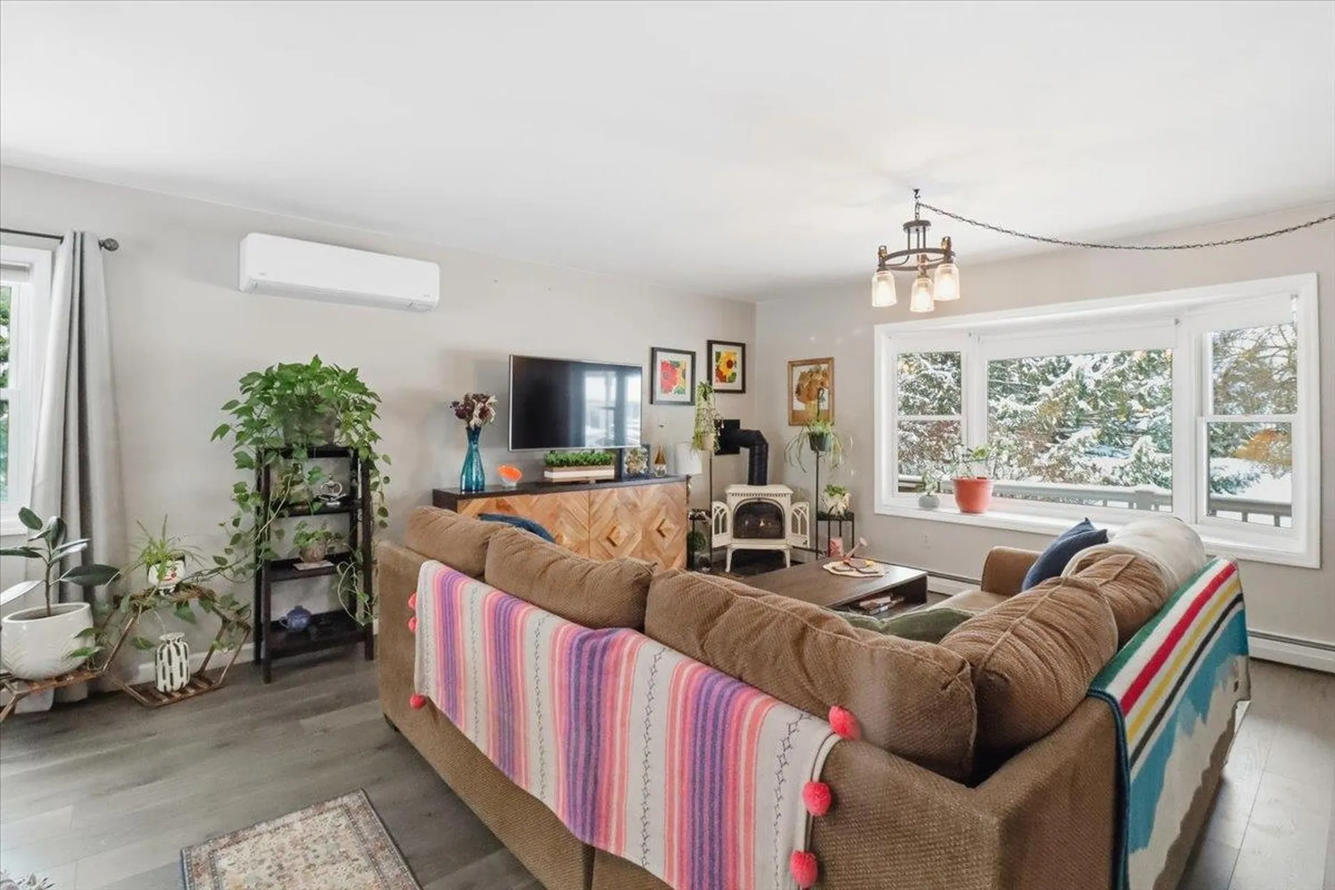 83 Kirby Lane Williston VT 05495