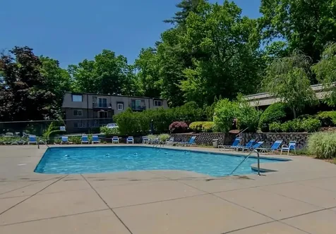 13 Silvestri Circle Derry NH 03038