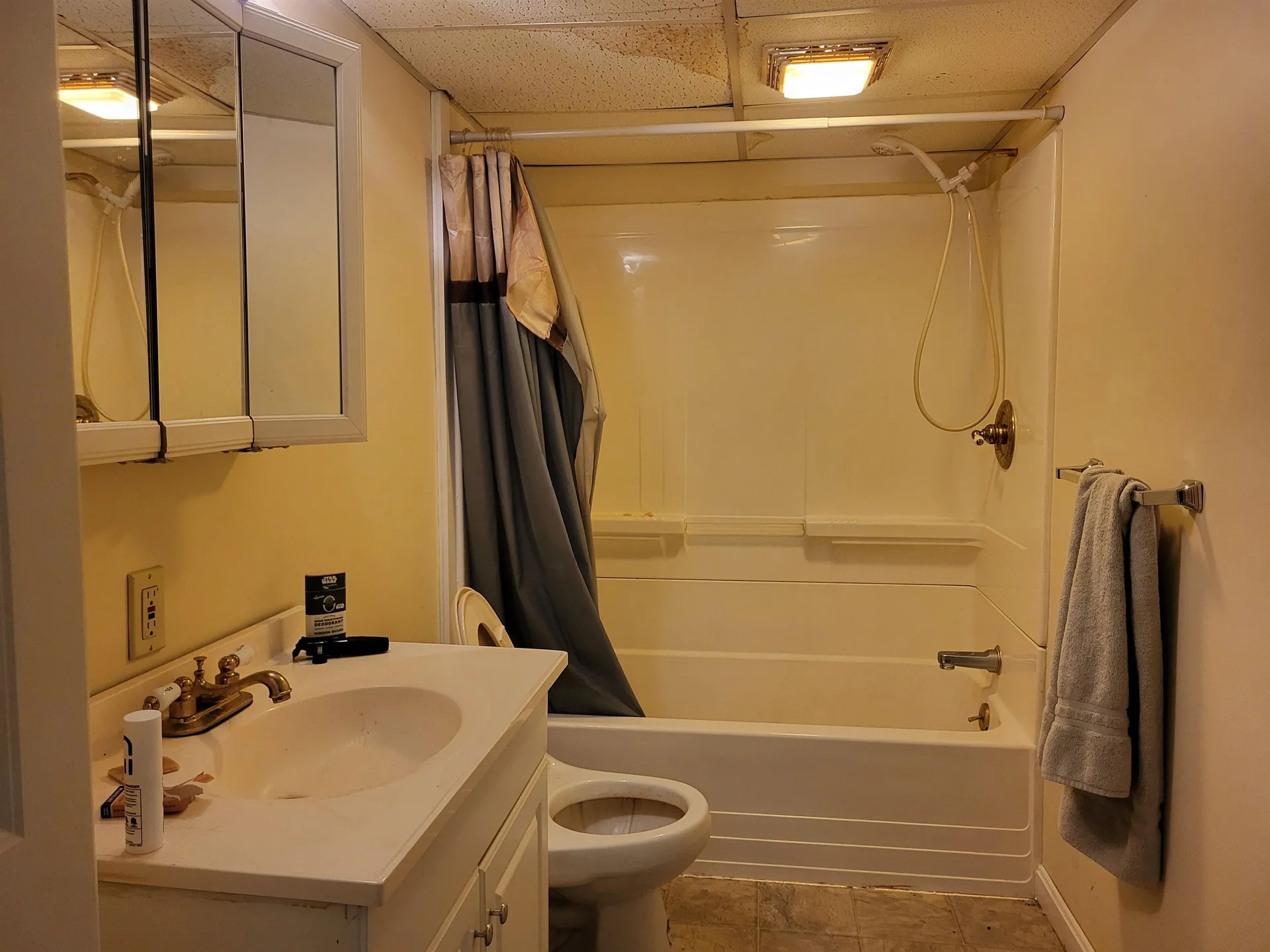 1583 River Road Weare NH 03281