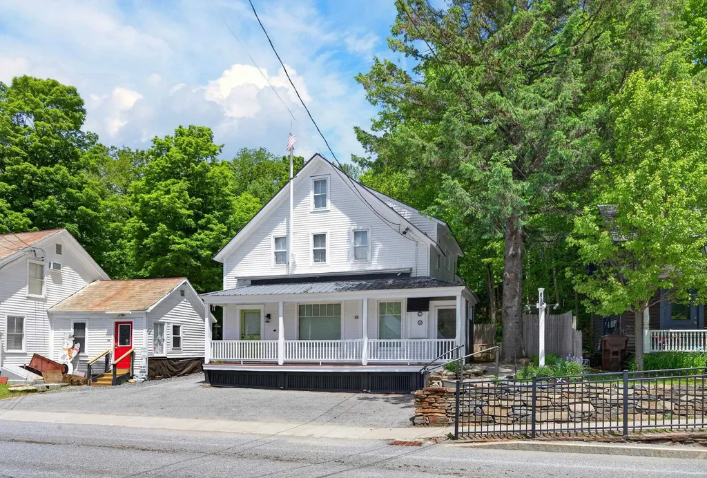33 West Main Street Wilmington VT 05363