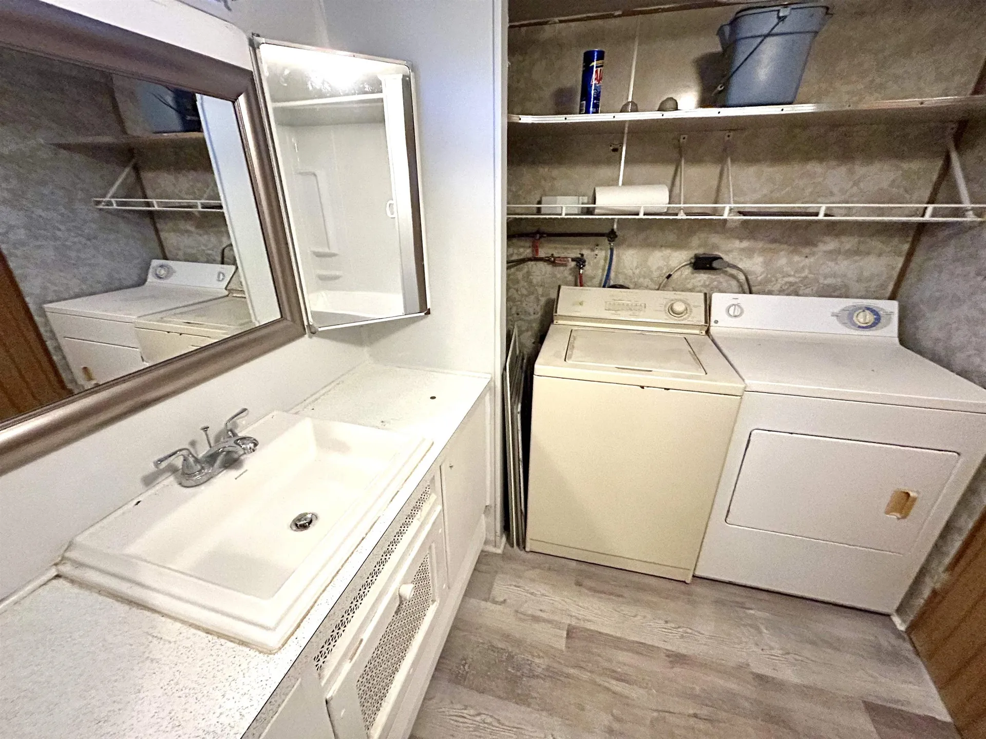 3 Hoover Circle Loudon NH 03301
