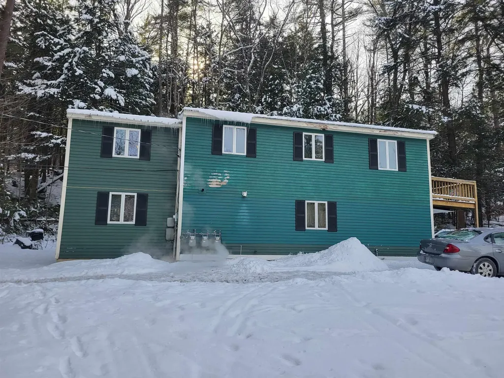 1583 River Road Weare NH 03281