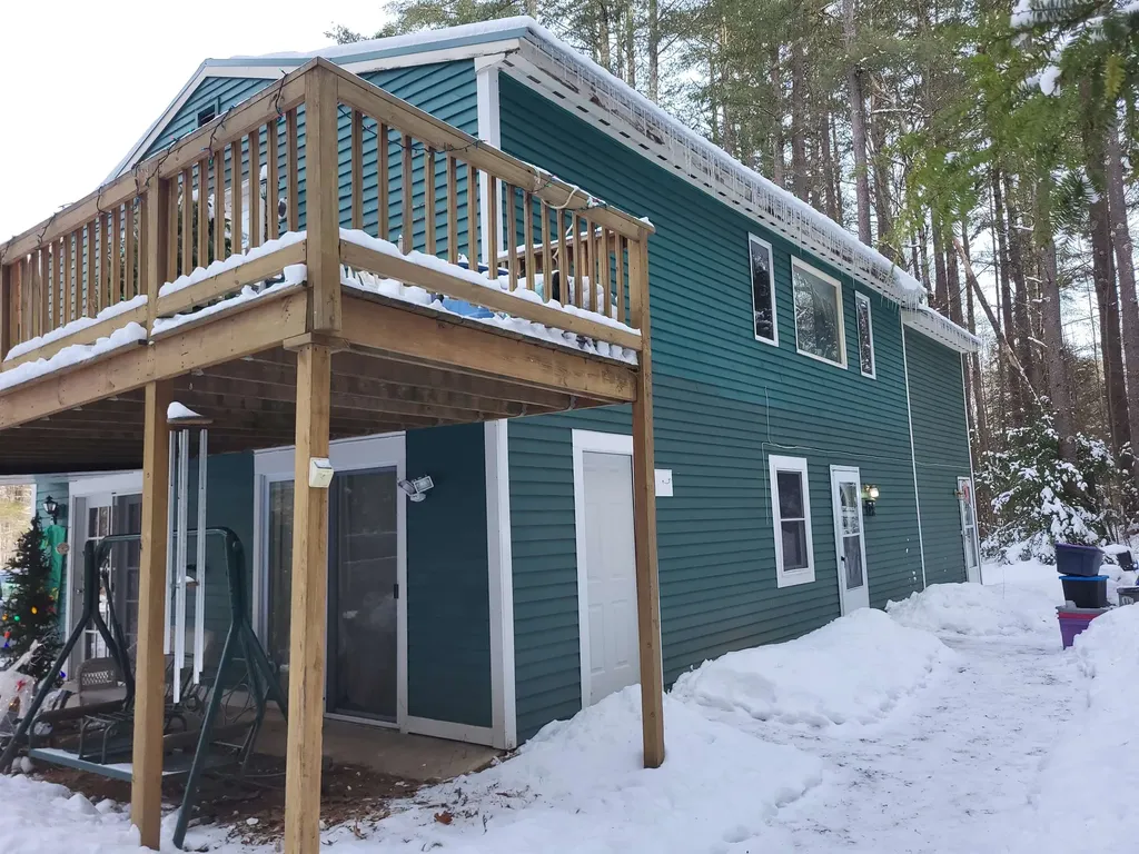 1583 River Road Weare NH 03281