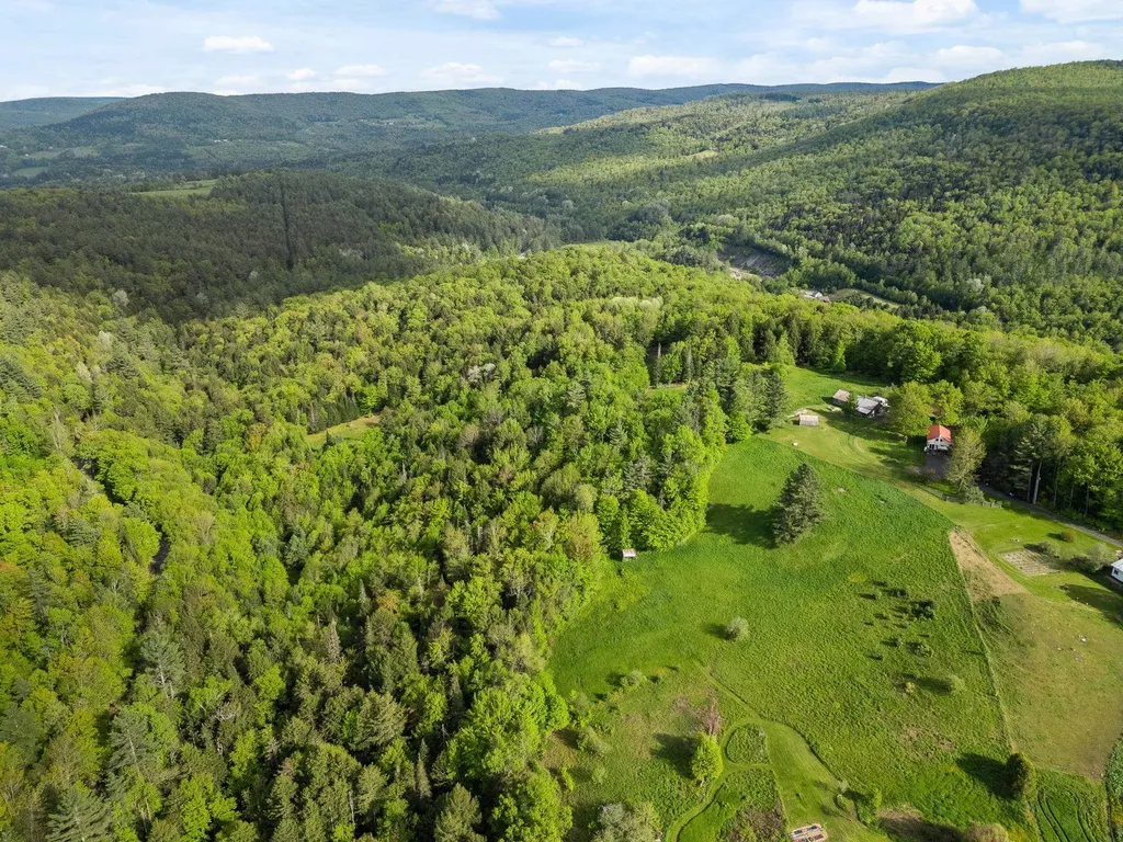 122 Wallace Road Northfield VT 05663