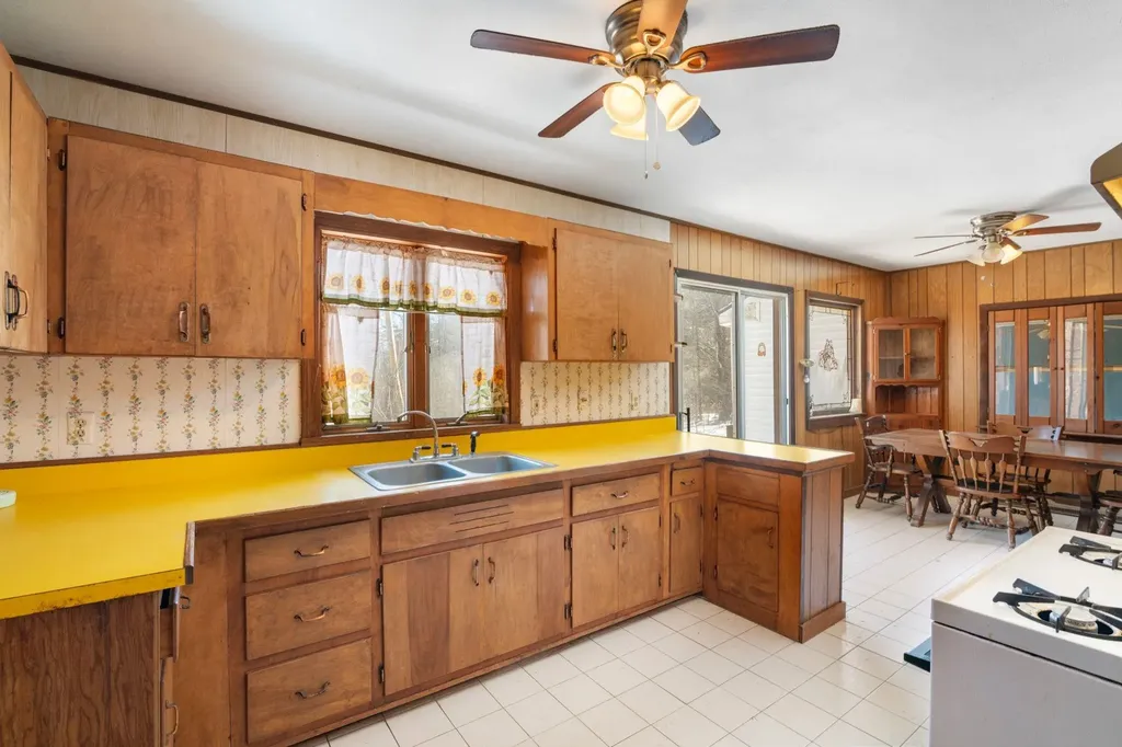 2404 Tarbell Hill Road Cavendish VT 05142