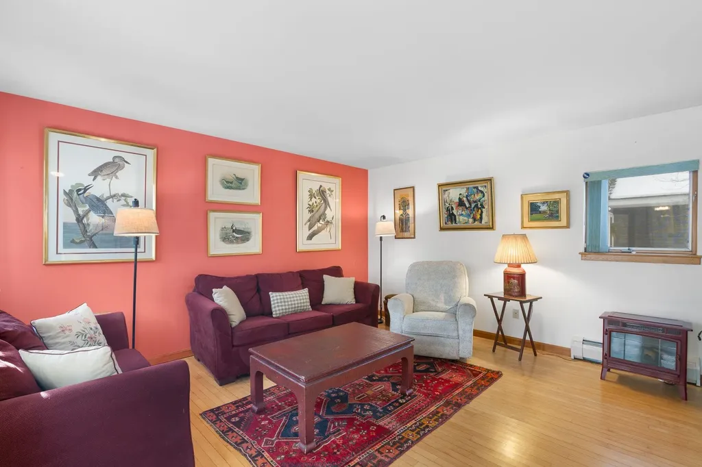 87 Orchard Street Brattleboro VT 05301